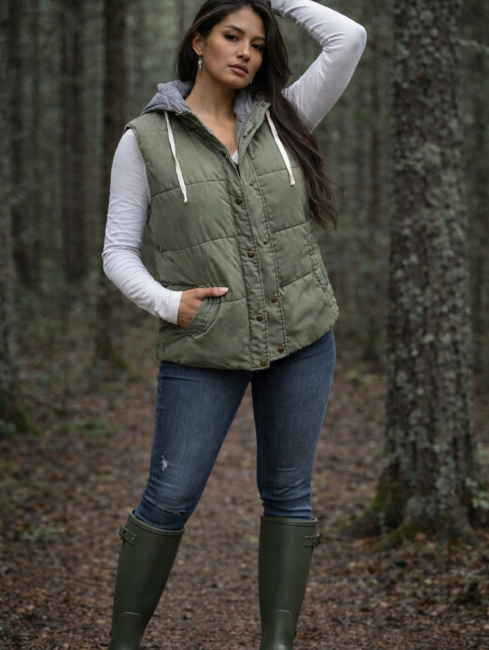 NWOT dip® brand Quilted Hooded Vest in Olive Green Size Large